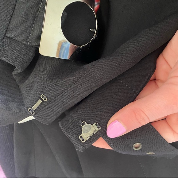 Vintage 90s Caché Wrap Square Buckle Mini Skirt in Black - Picture 7 of 13